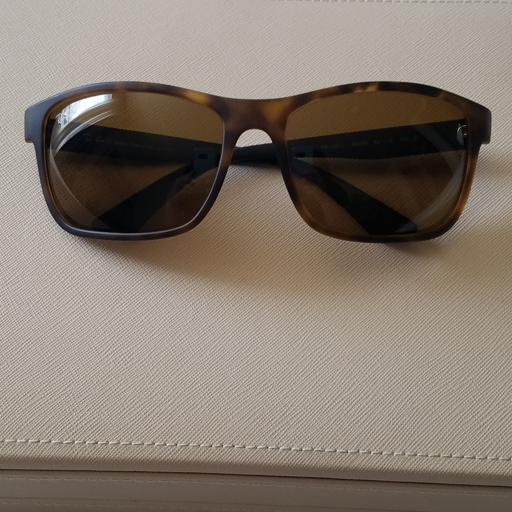 Ray Bans Sunglasses- women